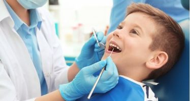 علاج الاسنان في كيرلا